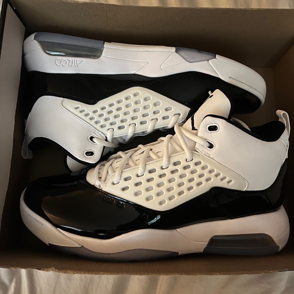 Men’s Jordan Maxin 200 NWT Nike size 13